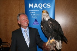 MAQCS Zertifizierung nach der Adlerstrategie